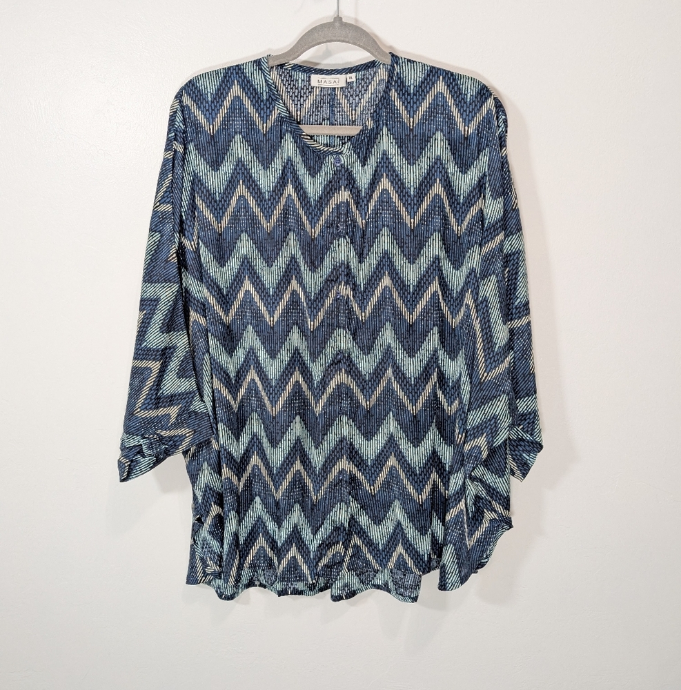 Mazai Blue Teal Chevron/Zigzag Print Blouse Button Front Size XL Batwing